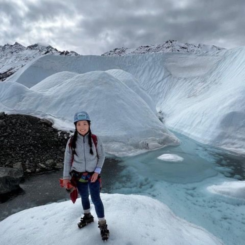 Meet your Posher, Wenwen